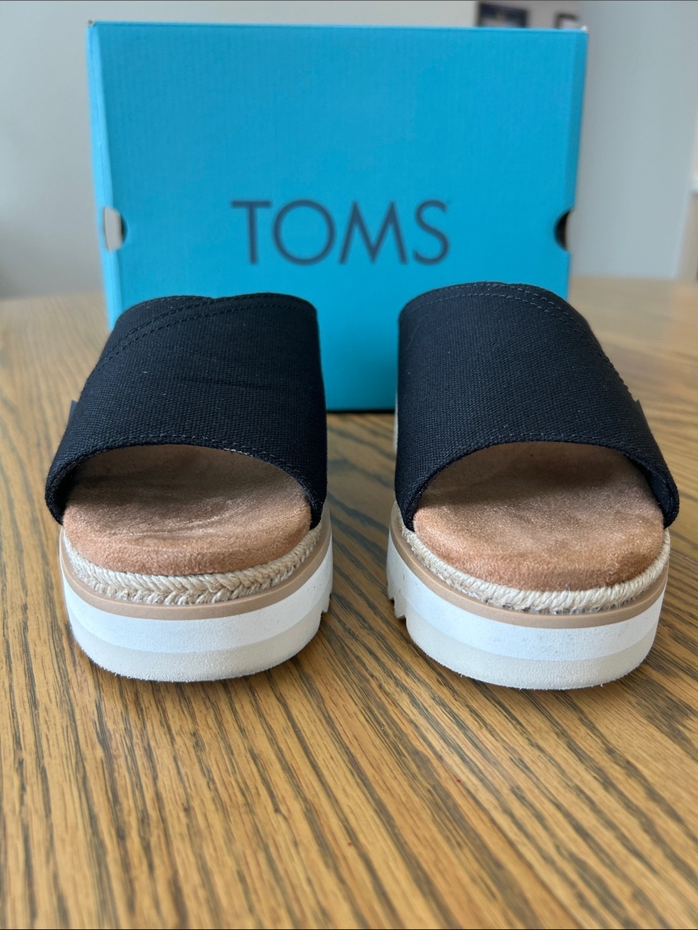 TOMS Carmen Wedge Slip-On Sandals, size 7.5, NIB - Picture 3 of 11